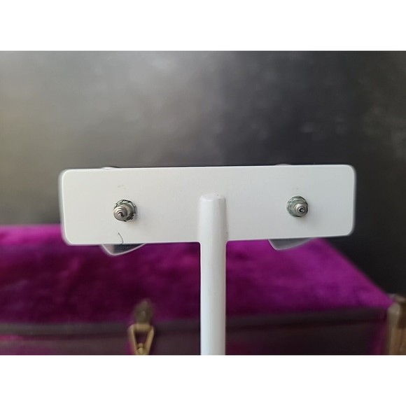 Vintage Heart Shaped Enamel Swirl Stud Earrings - Picture 6 of 10